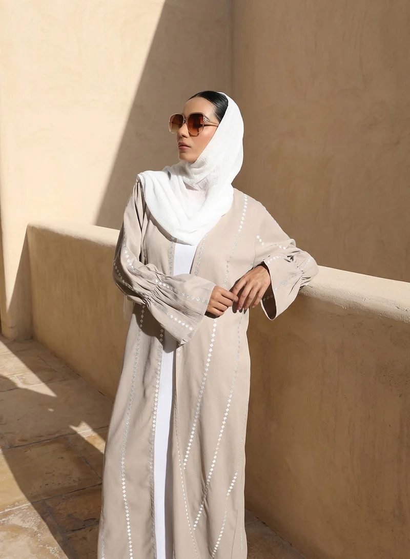 ISHIN Cream thread embroidered Abaya with Hijab